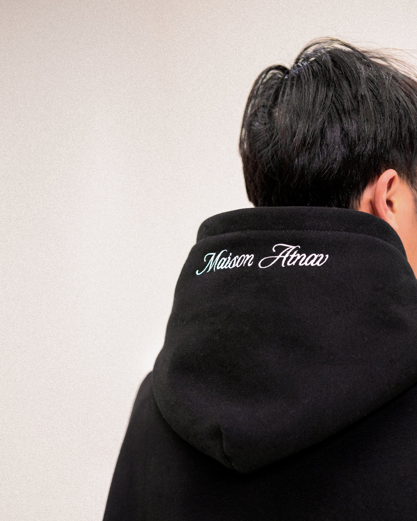 Le hoodie boxy brodé