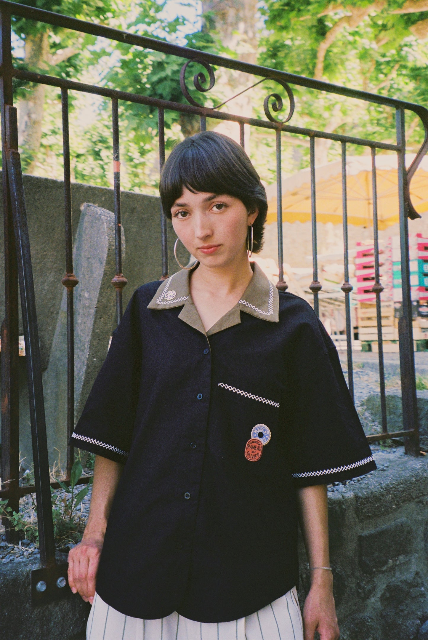 La chemise en lin "olive noire"