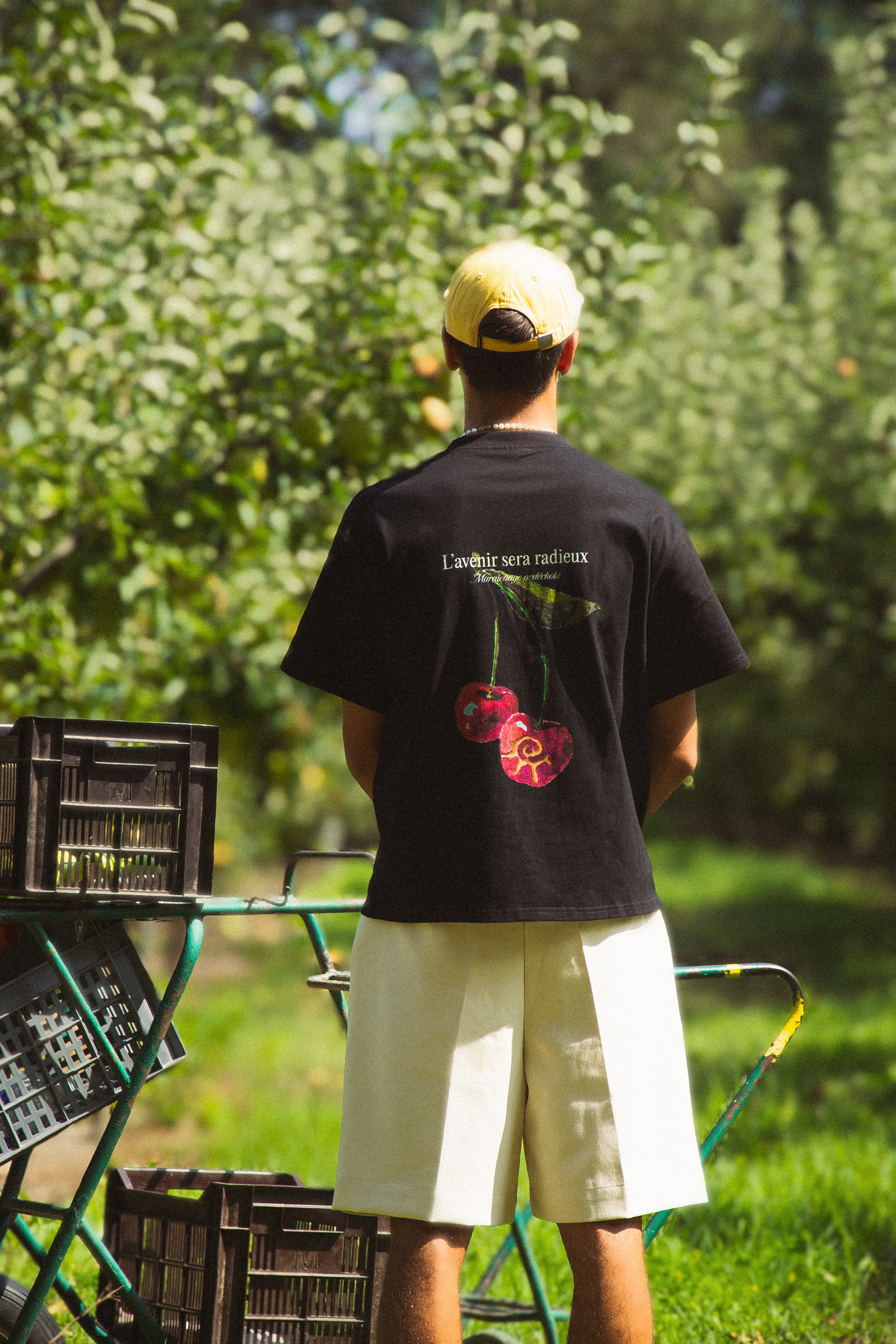 Le tee-shirt cerise